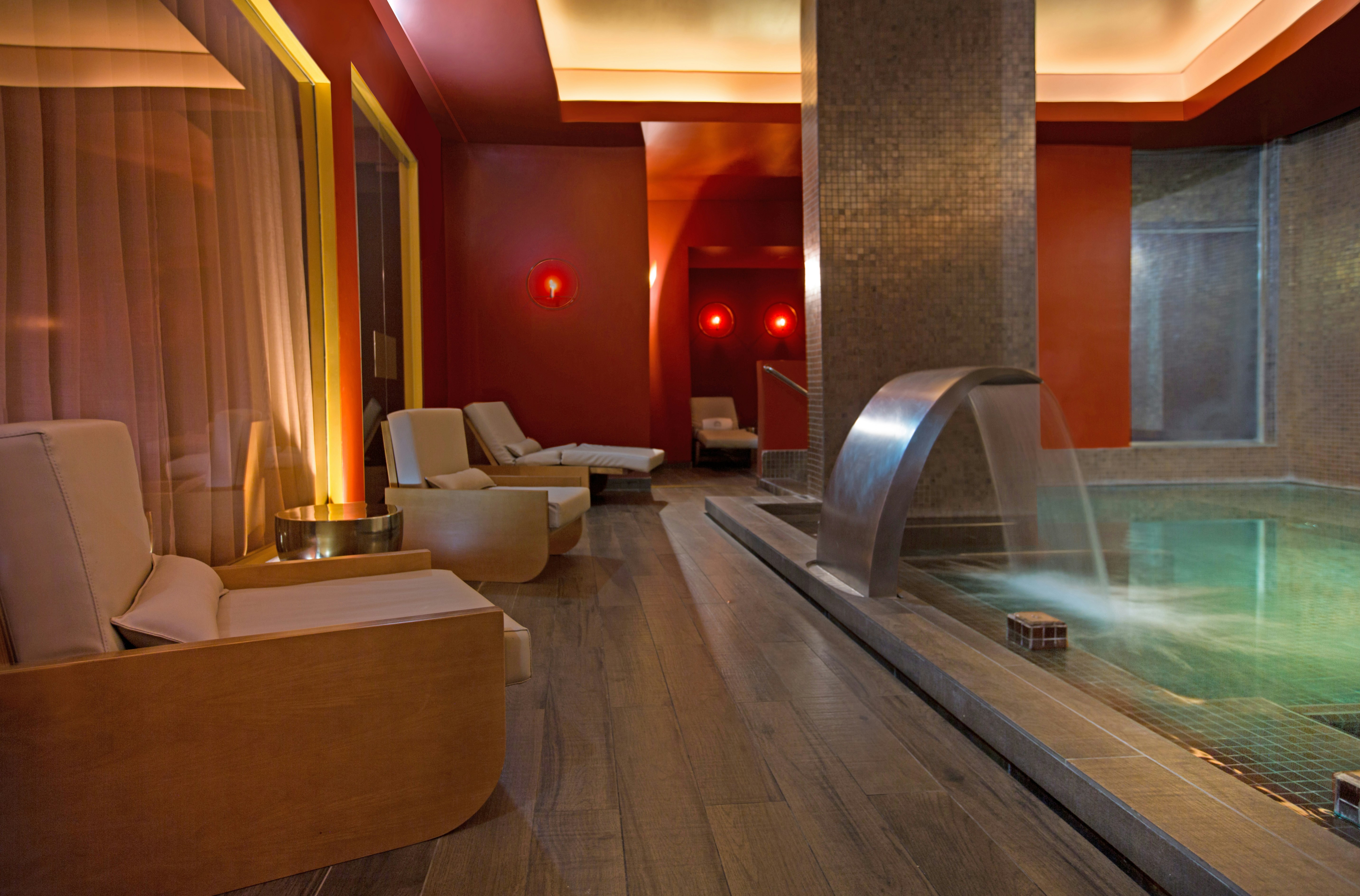 The Vintage Hotel & Spa 12/31