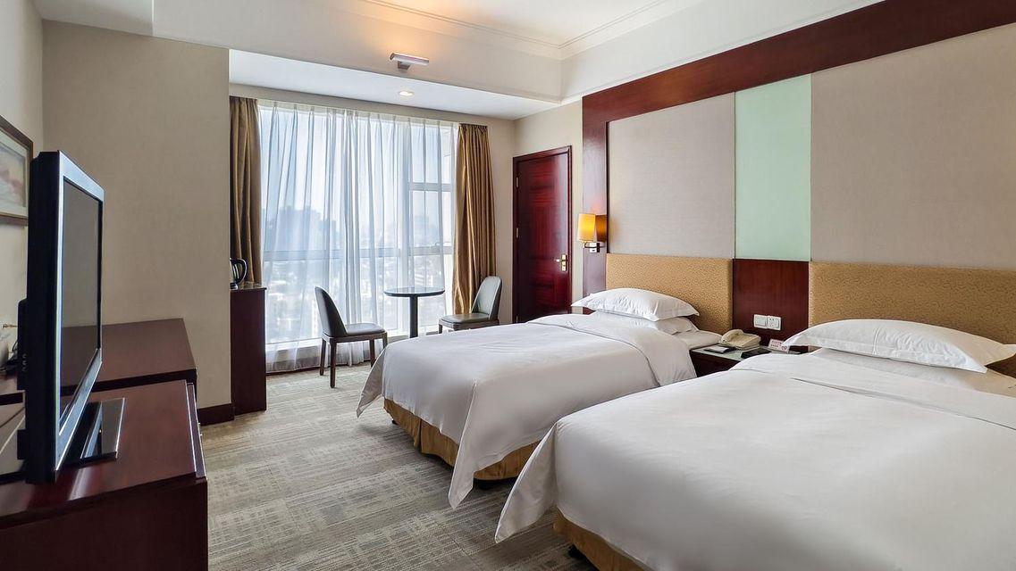 Executive, Twin Beds