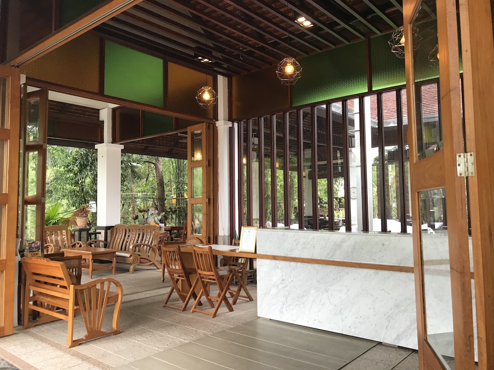 Tak Andaman Resort & Hotel 13/53