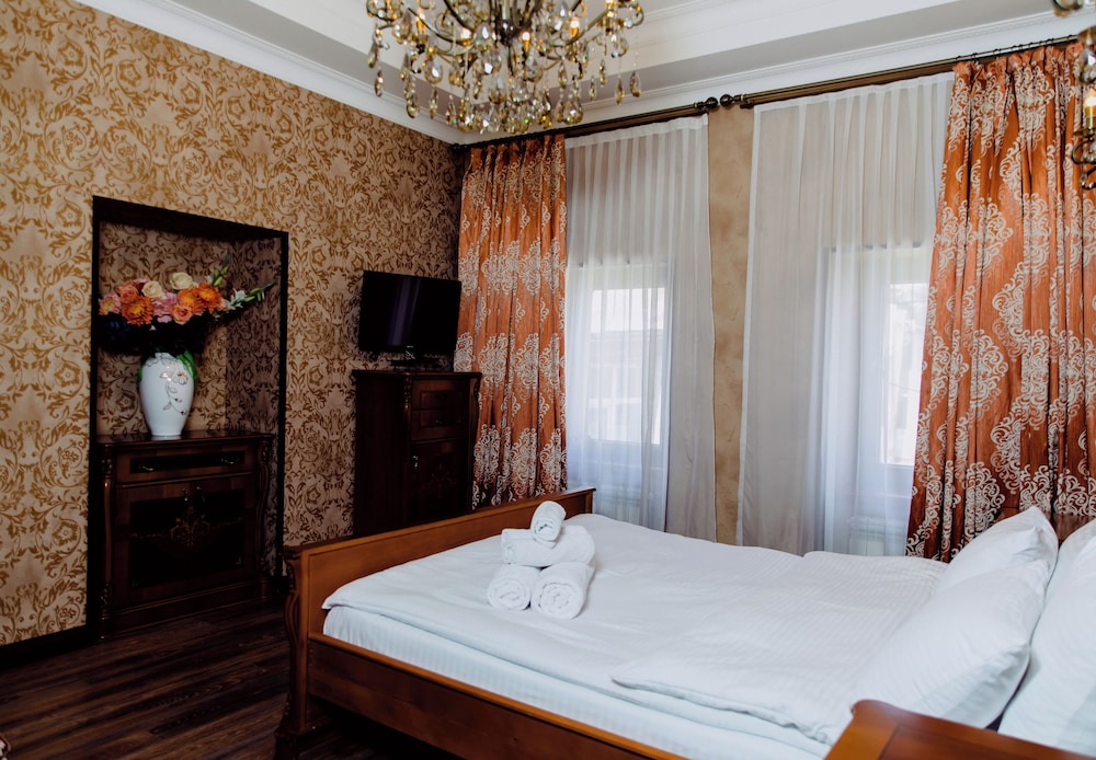 Royal Antique Hotel 16/50