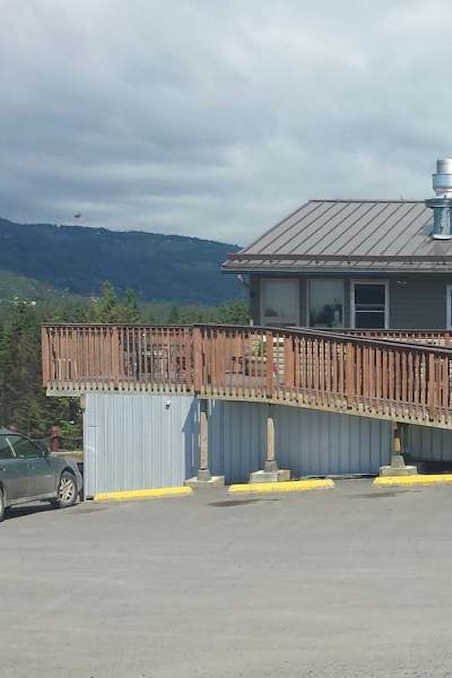 Beluga Lake Lodge 20/25