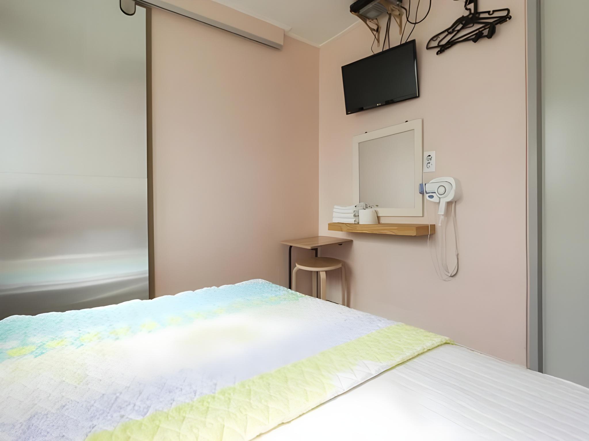 Room, Double Bed
