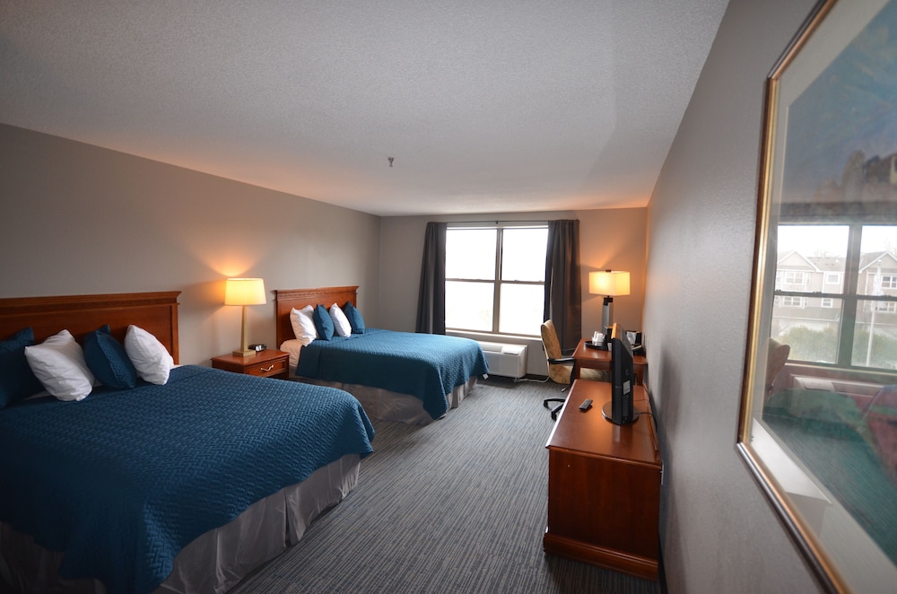 Norwood Inn And Suites Chaska 25/47