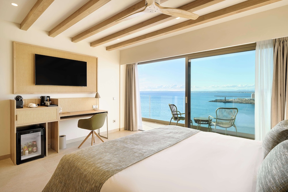 SUPERIOR, DOUBLE BED, SEA VIEW