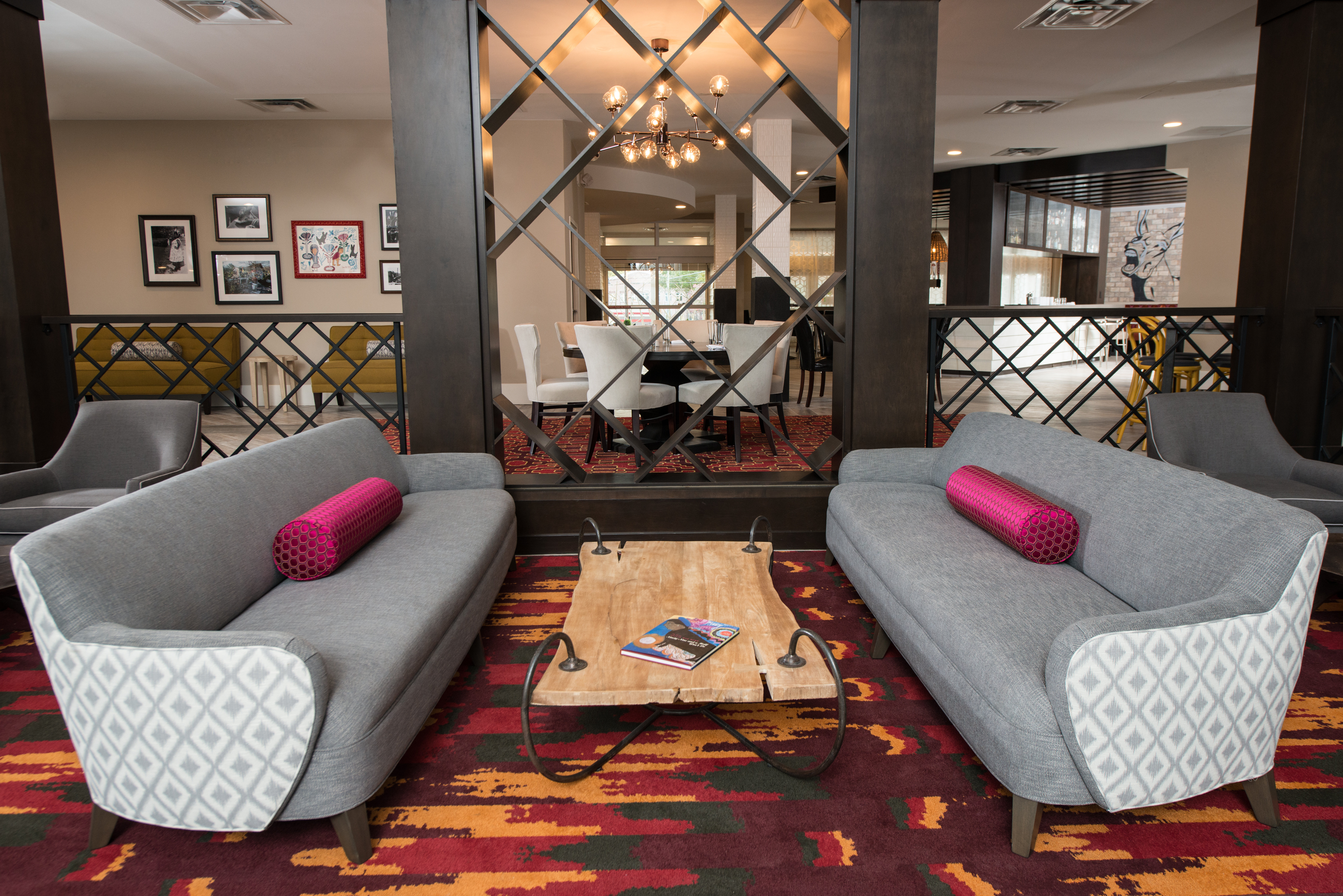 Hotel Indigo Atlanta Vinings 55/83