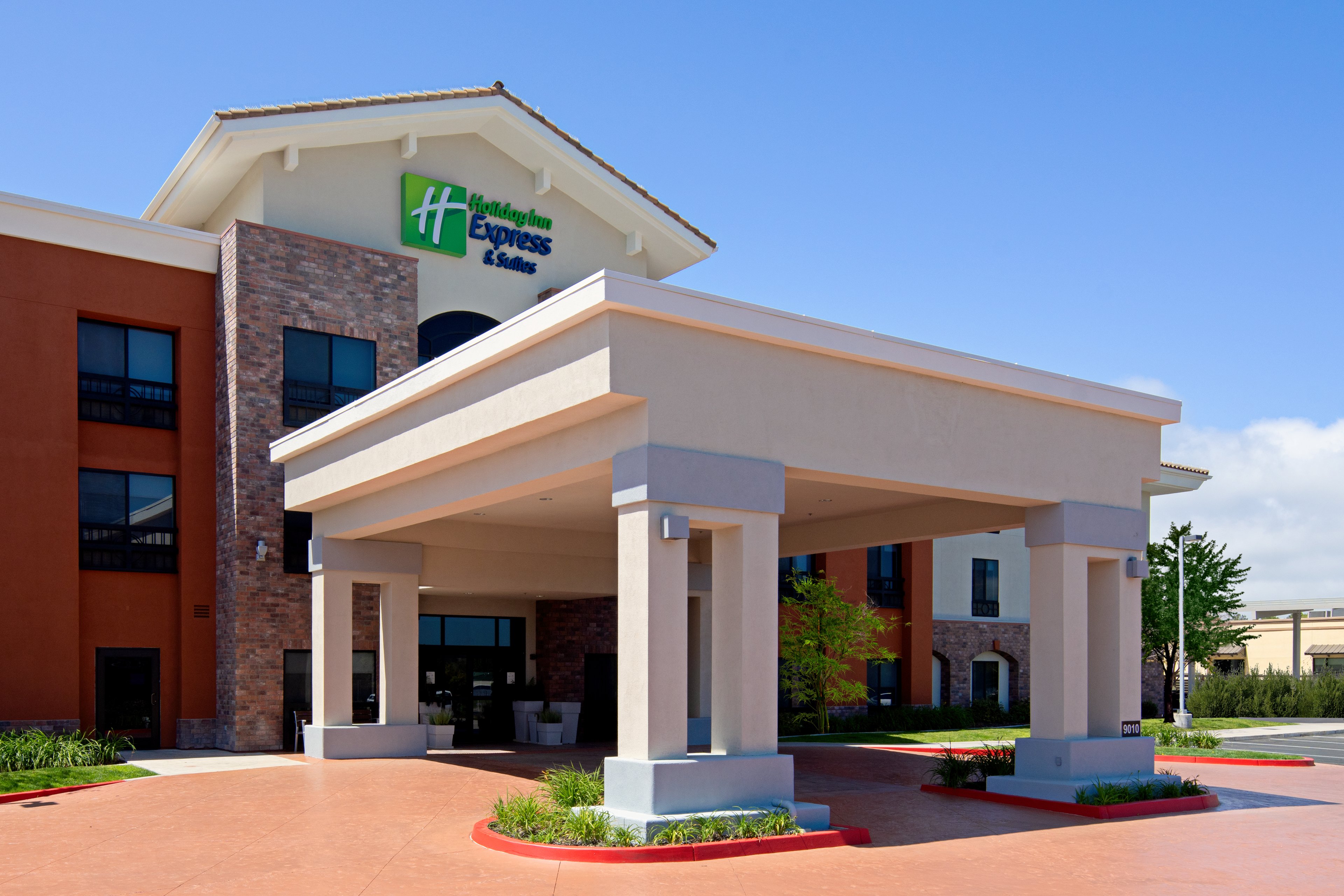 Holiday Inn Express Hotel Suites ATASCADERO 6/48