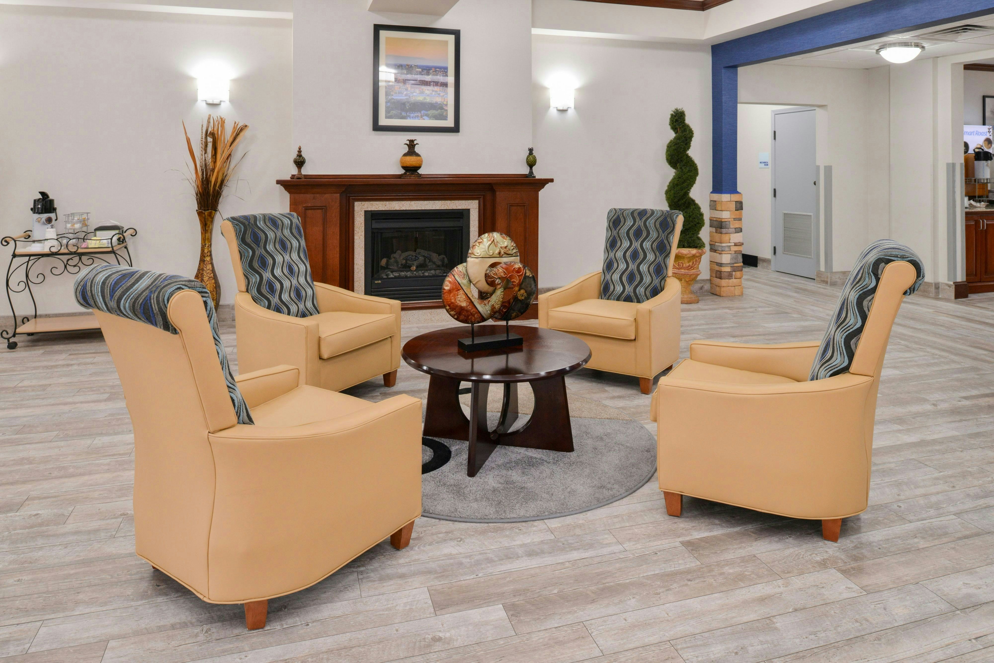Holiday Inn Express Clanton 46/66