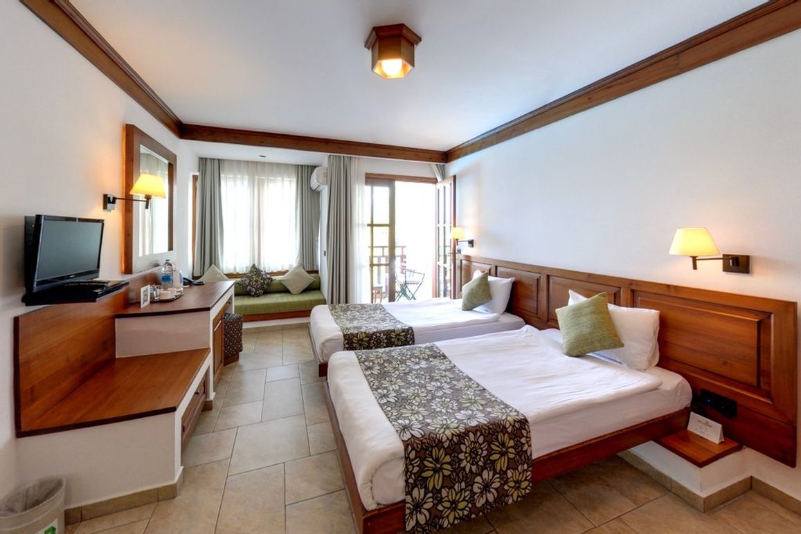 Montana Pine Resort Hotel and SPA 12/39