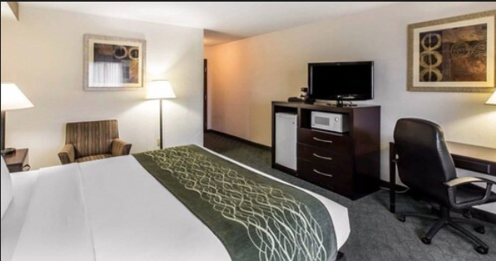 Comfort Inn And Suites Robins Afb 16/32