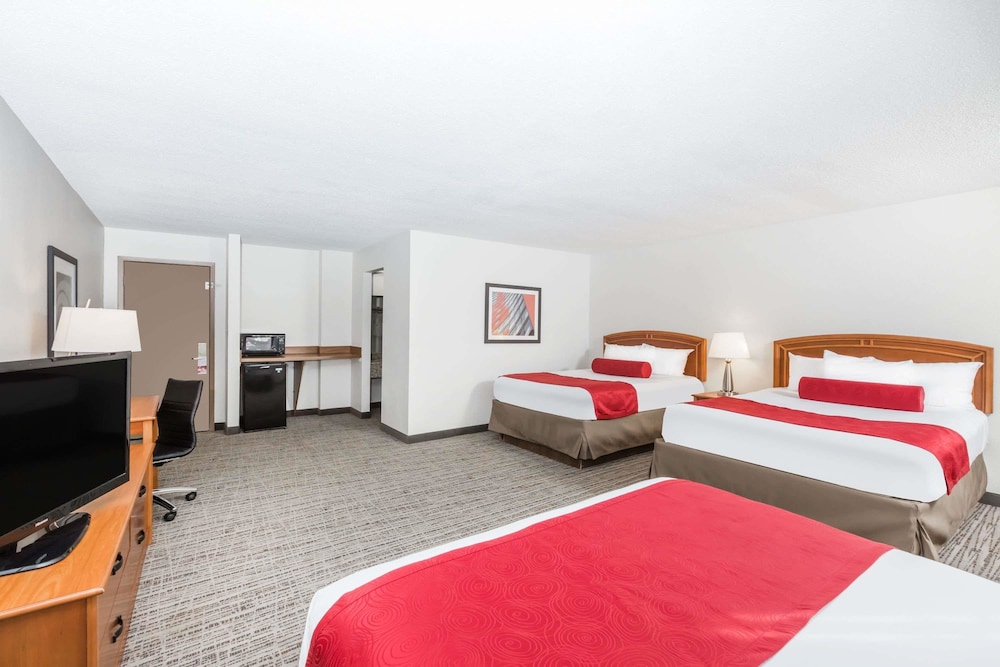 Wyndham Garden Ankeny 14/70