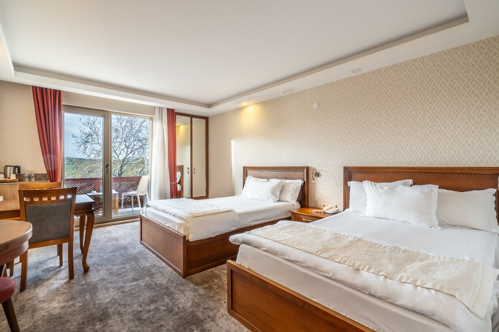 Troya Otel 17/50