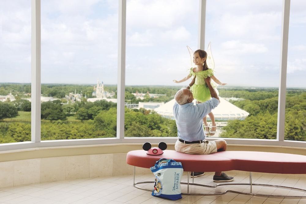 Bay Lake Tower at Disneys Contemporary Resort 17/39