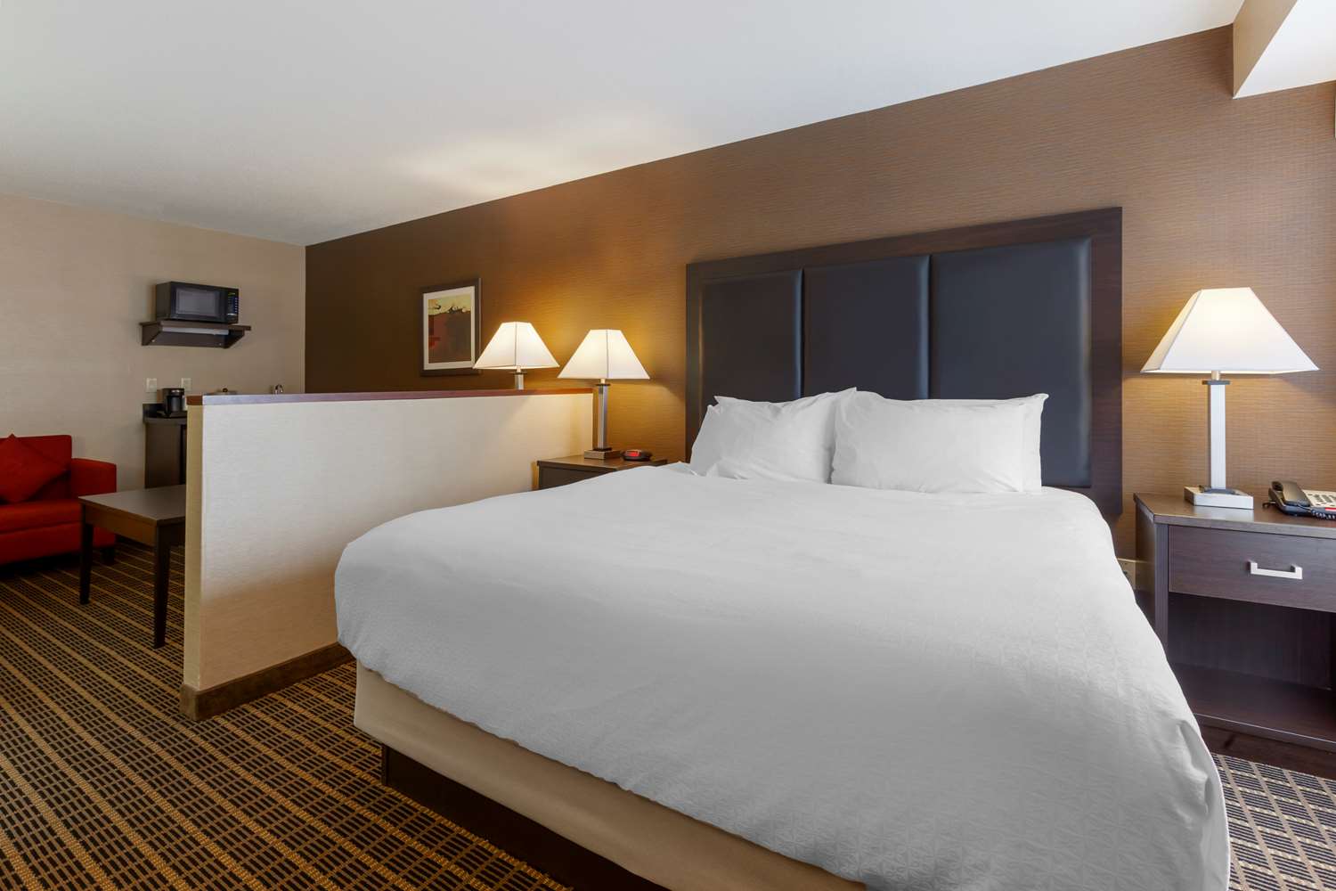 Best Western Plus Burlington Inn and Suites 5/21
