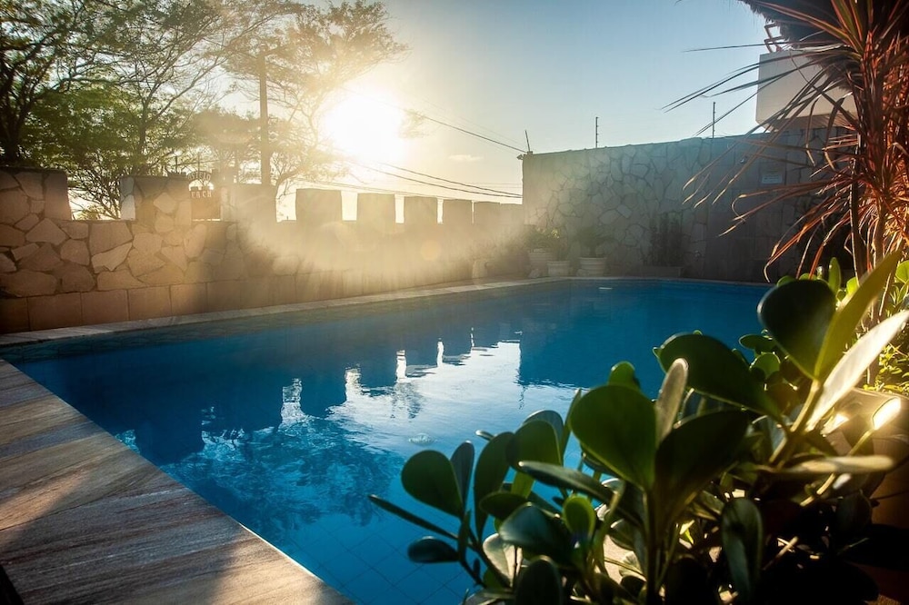 Castelo Beach Hotel 60/64
