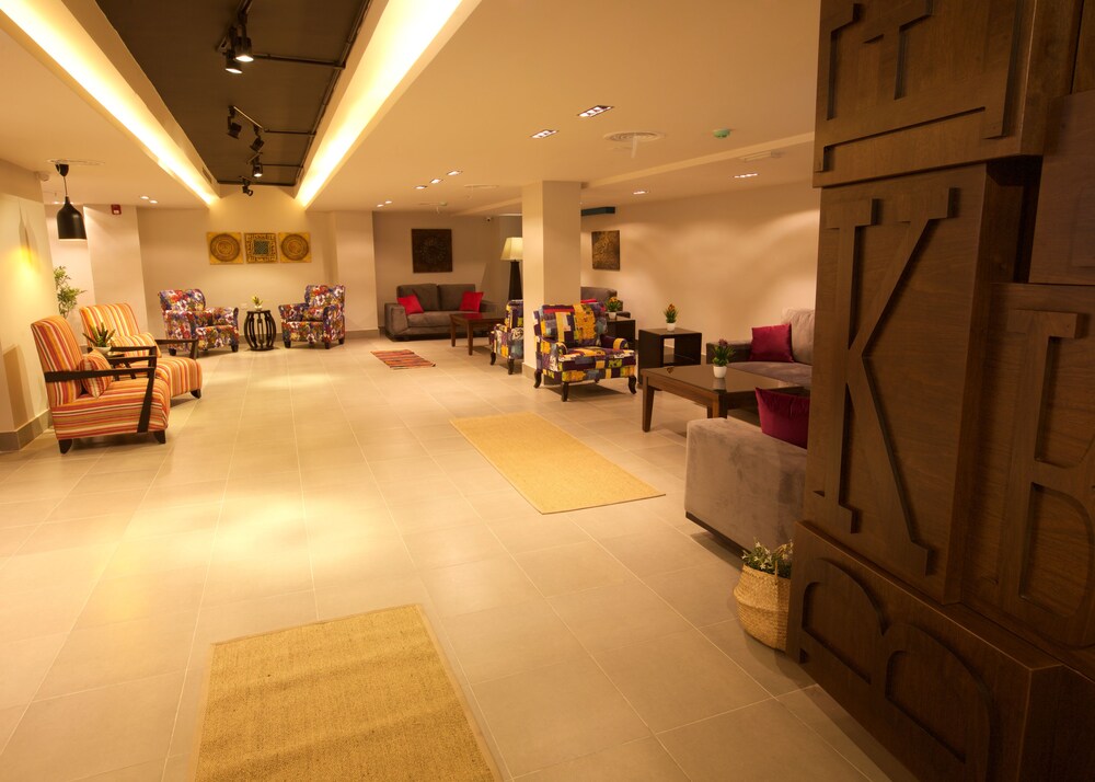 Lujain Hotel Suites 41/50