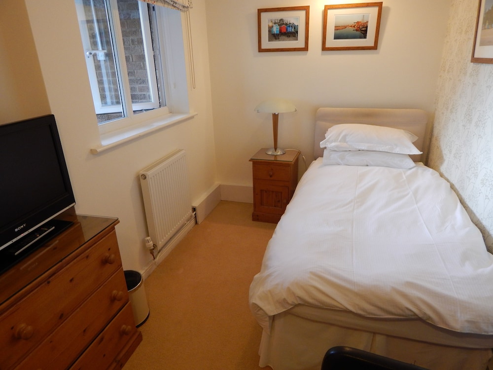 Fairlight Lodge 6/41