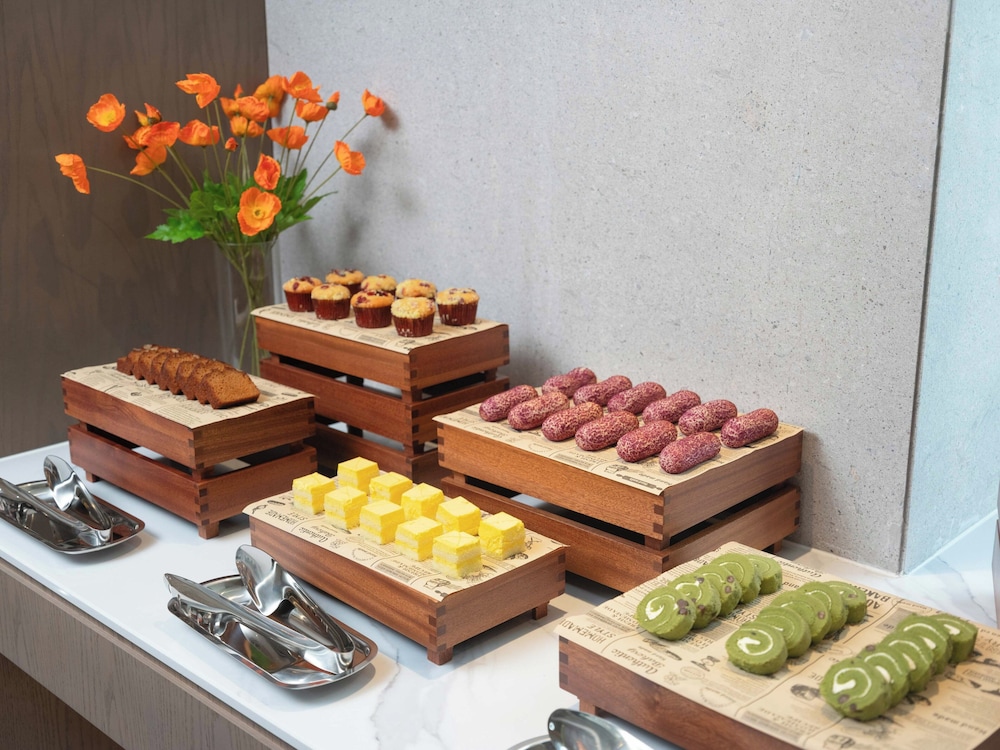 Holiday Inn Express Wuxi Xishan 12/42