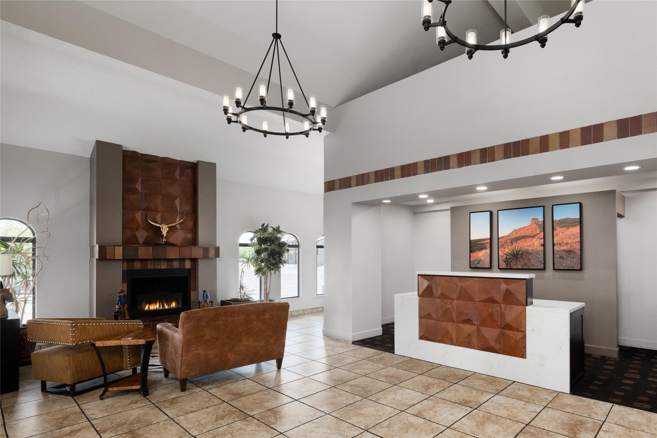 Best Western Discovery Inn 8/24