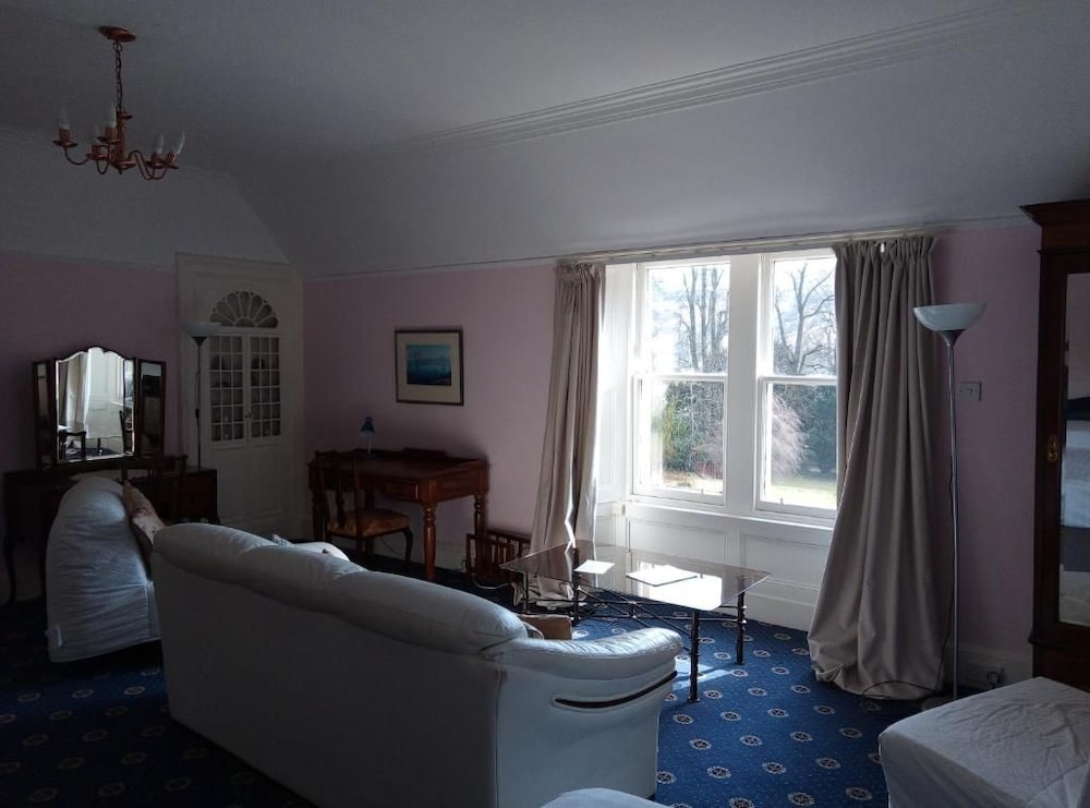 Whitchester Christian Guest House 26/50