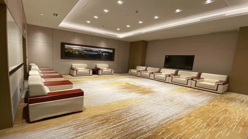Holiday Inn Express Chengde Park View 49/52