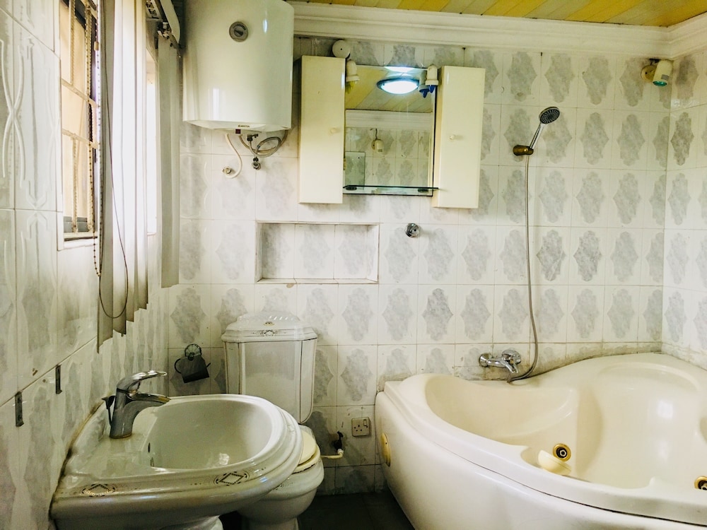 Dalian Guest House 17/20