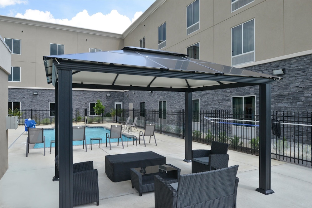 Americas Best Value Inn & Suites - Southaven/Memphis 5/31