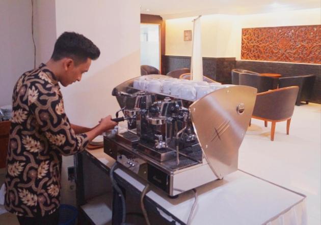 SULTHAN HOTEL INTERNATIONAL 10/54