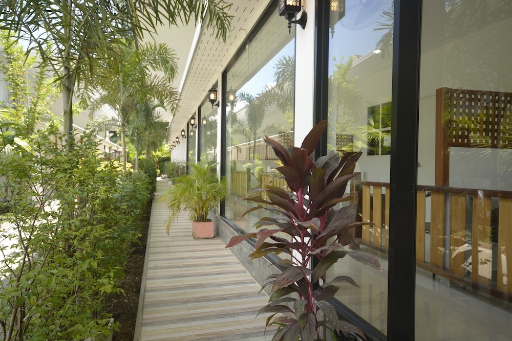 Irest Ao Nang Sea Front Sha Certified 32/36