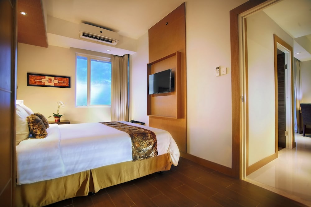 The Malibu Suites Balikpapan 10/36