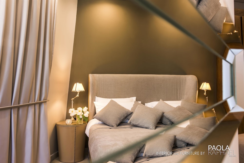 Royal Tulip Achrafieh 45/69