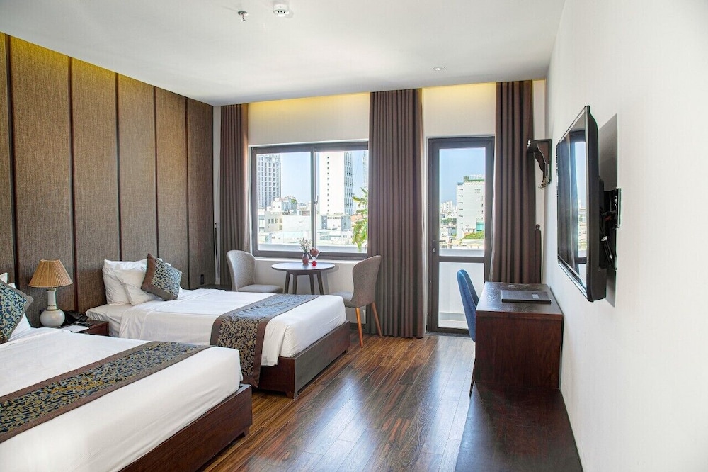 FAMILY, DOUBLE BED