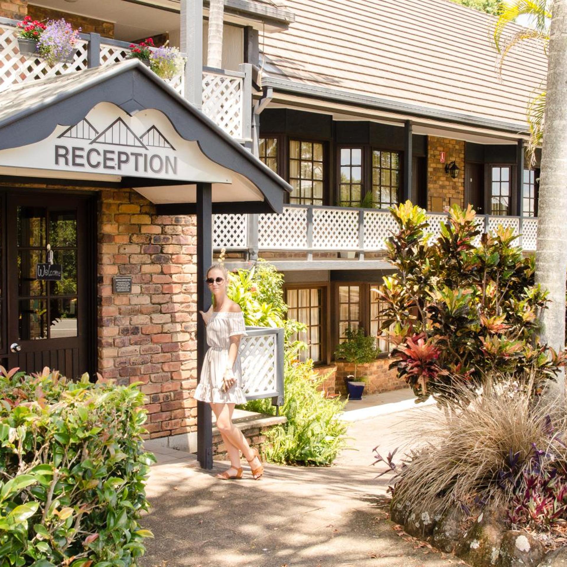 Montville Mountain Inn 2/62