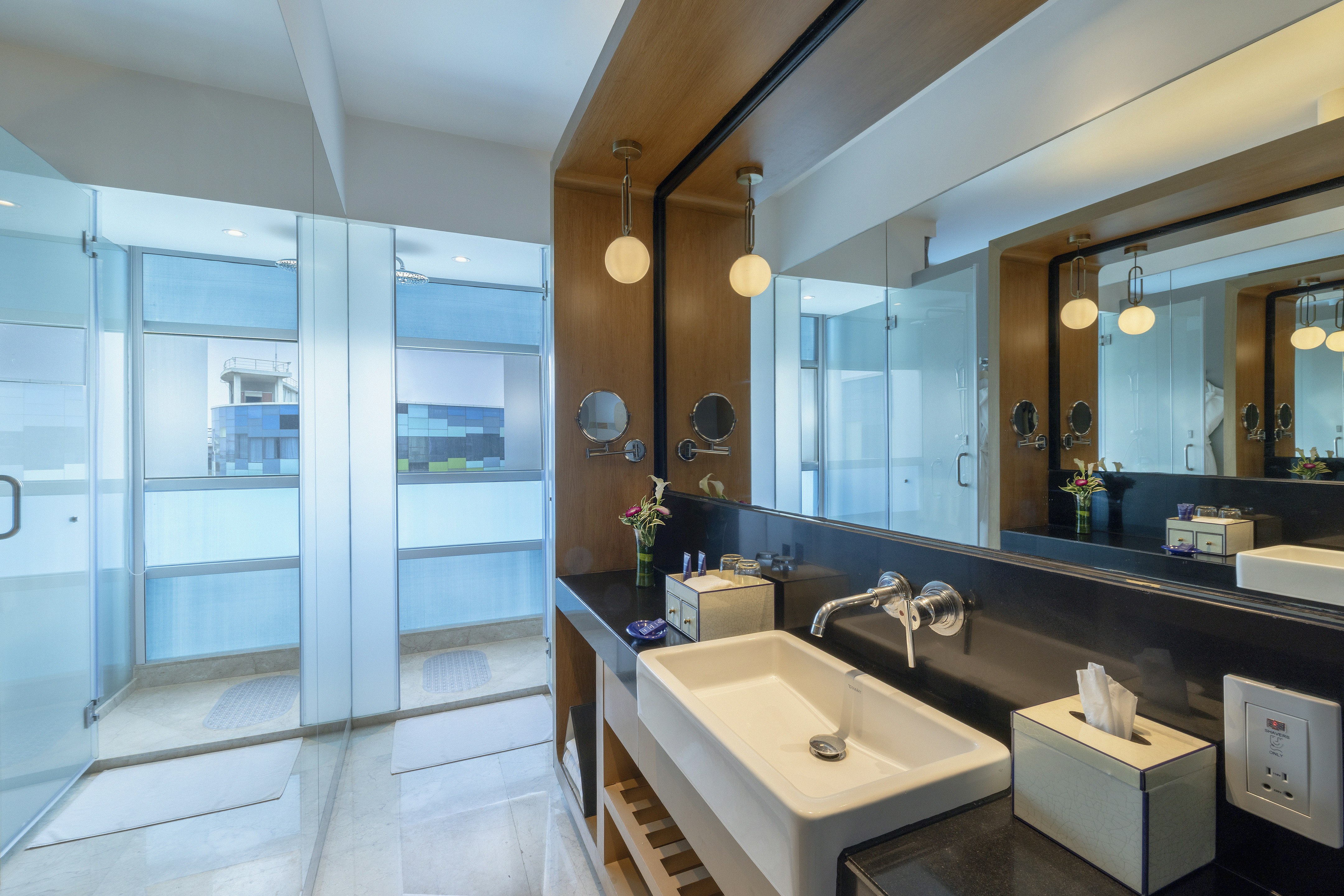 Vivanta Bengaluru Whitefield 82/82