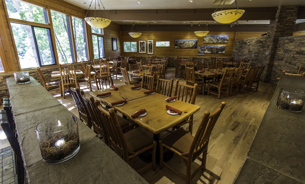 Zion Lodge Inside The Park 26/41