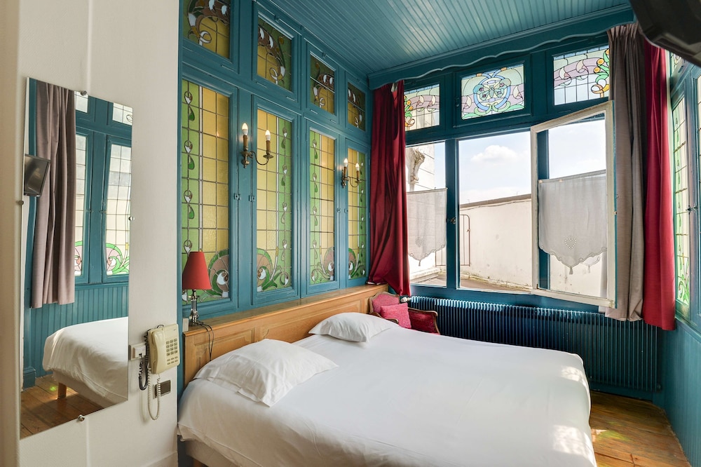 HOTEL NOTRE DAME 25/47