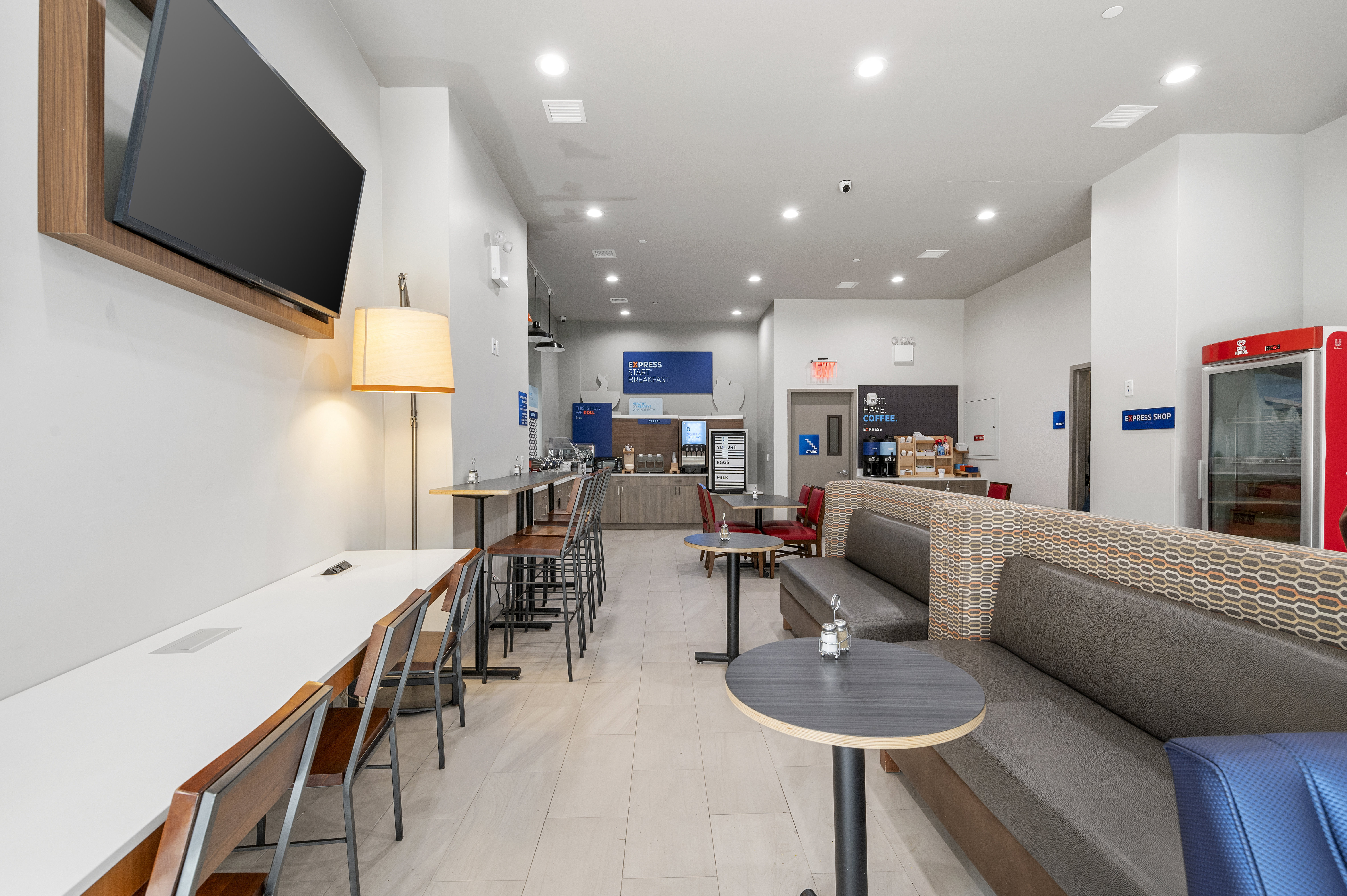 Holiday Inn Express & Suites Bronx - NYC, an IHG Hotel 18/37