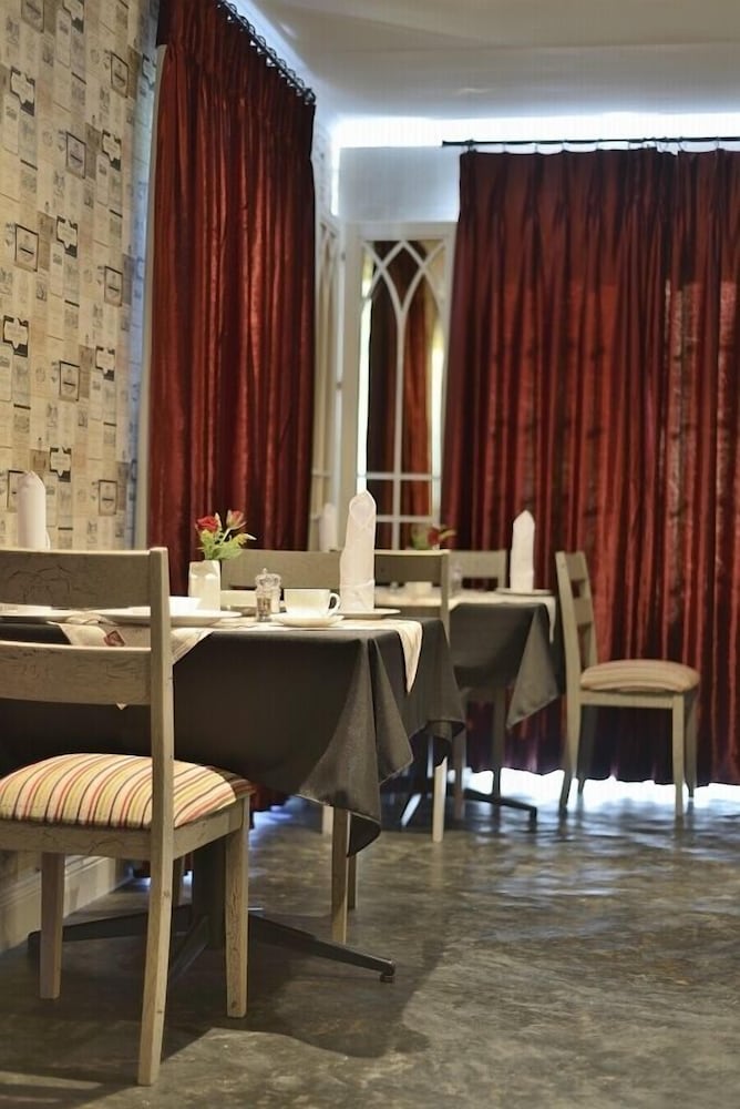 Duke And Duchess Boutique Hotel 22/27