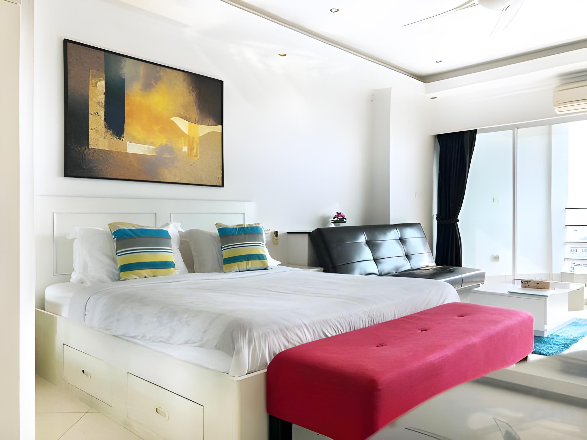 Studio, King Bed, Sea View, VIP Floor