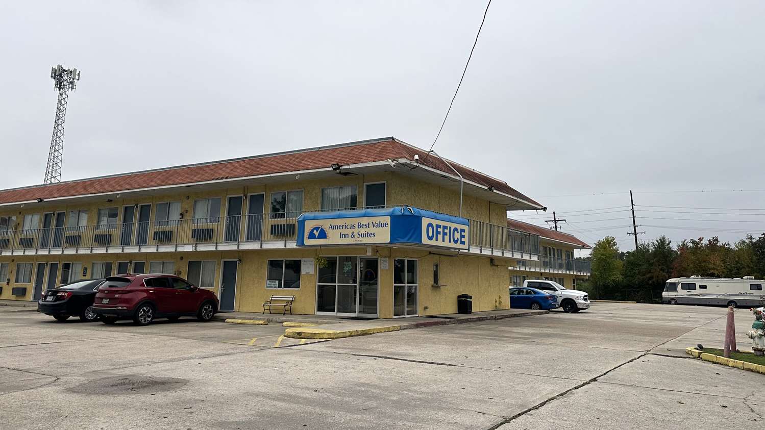 Americas Best Value Inn & Suites Port Arthur 24/25