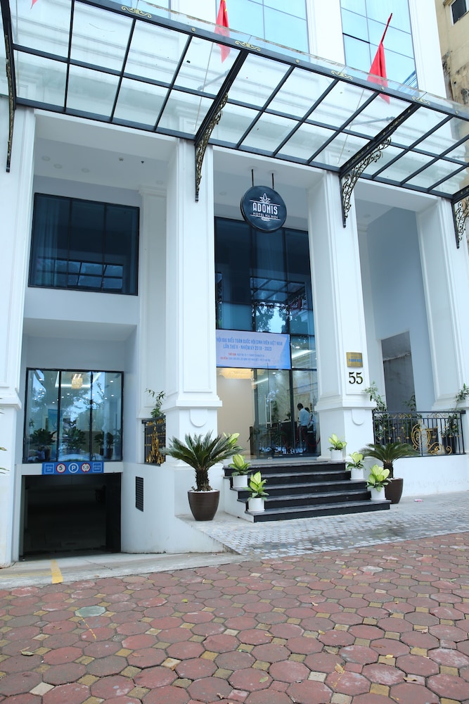Adonis Hotel 6/55