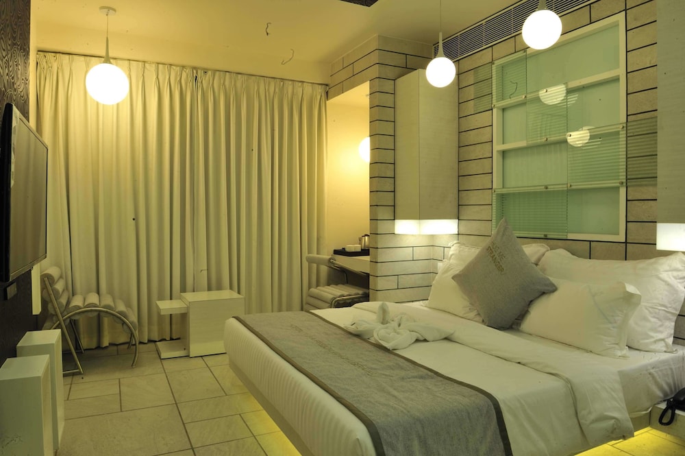 Hotel El Dorado 26/50