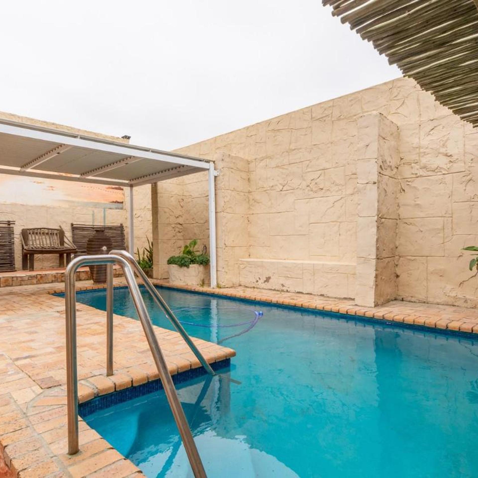 The Sunset Villas 25/50