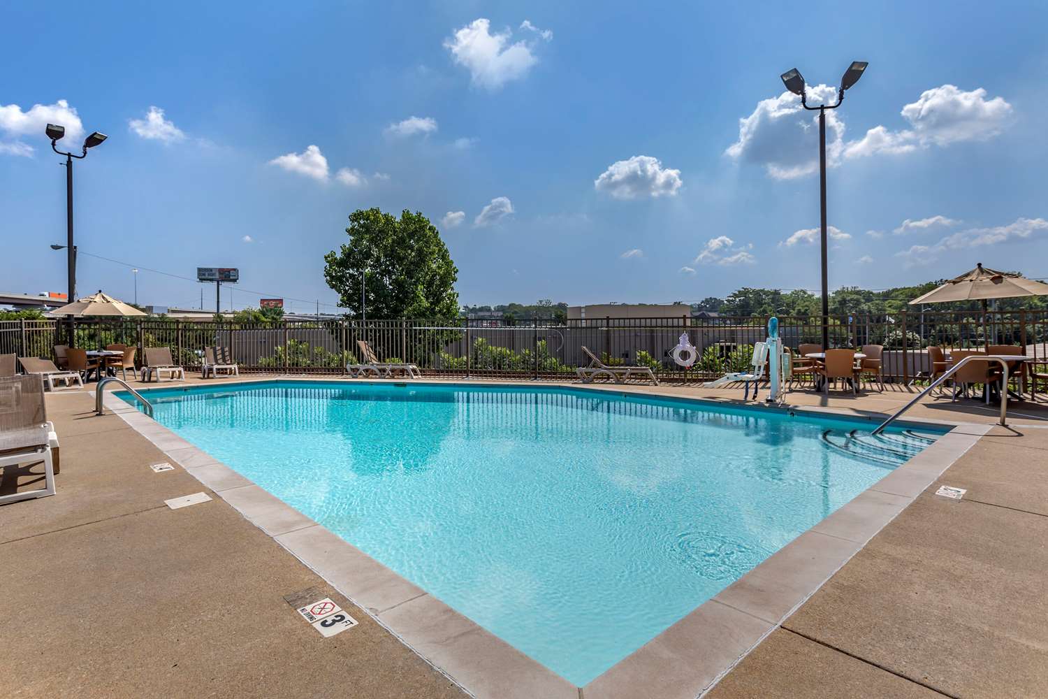 Comfort Inn Nashville West 18/33