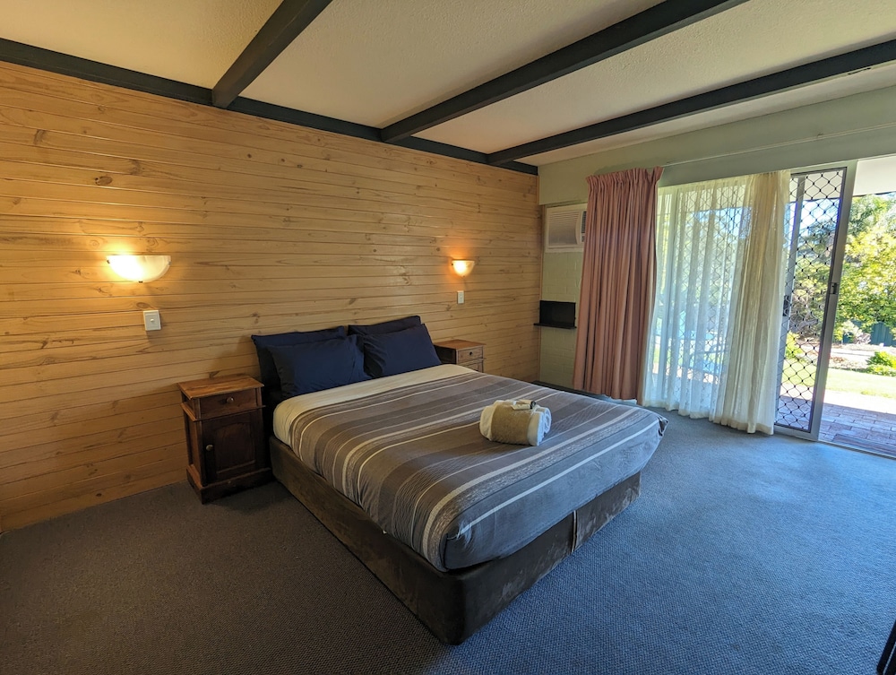 GLOUCESTER MOTEL 7/31