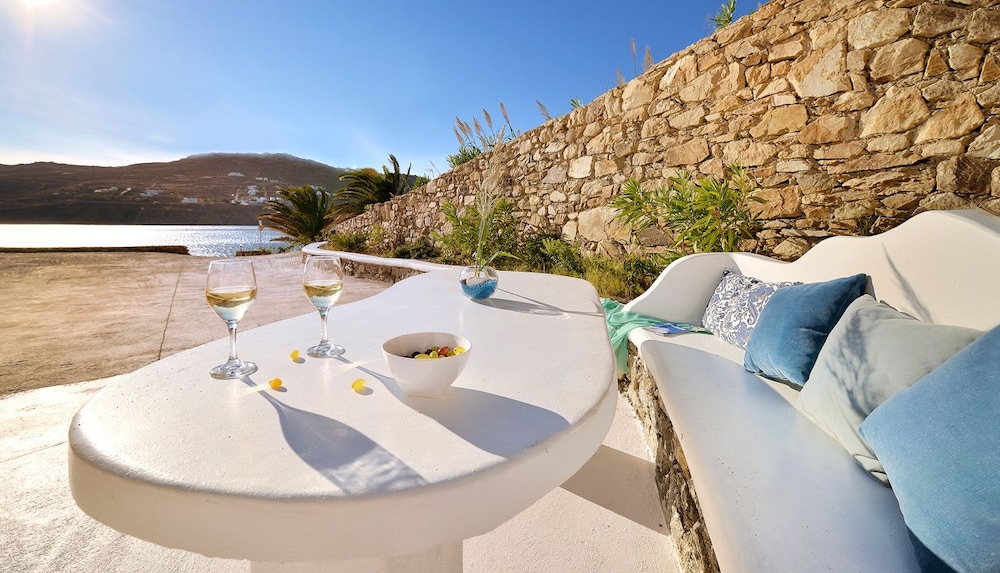 Mykonos Pantheon 40/50