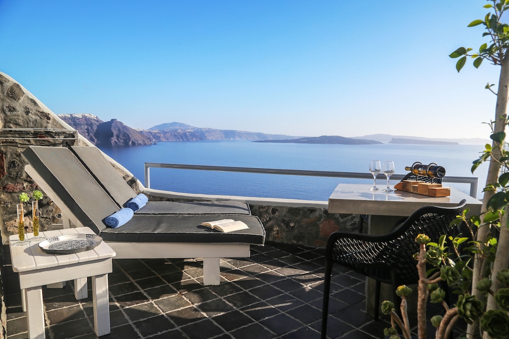 White Pearl Villas 5/50