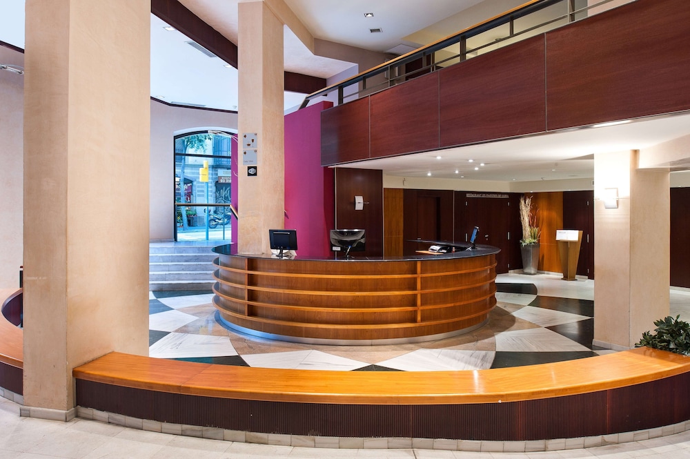 Lobby at Catalonia Eixample 1864, BARCELONA