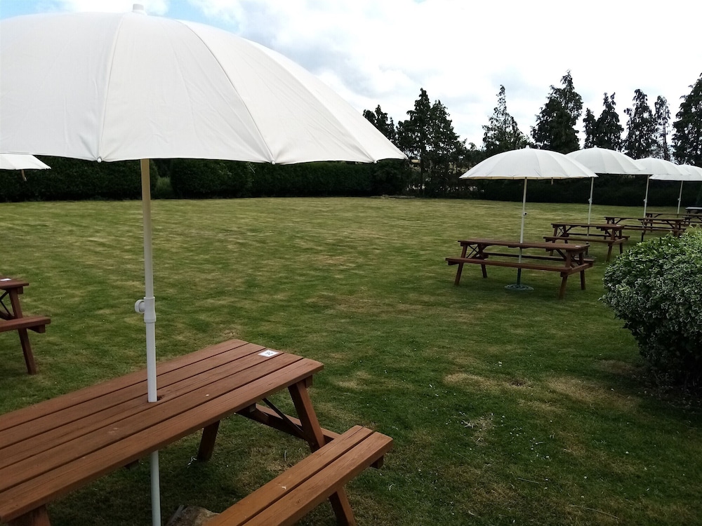The Sibson Inn Hotel 41/50
