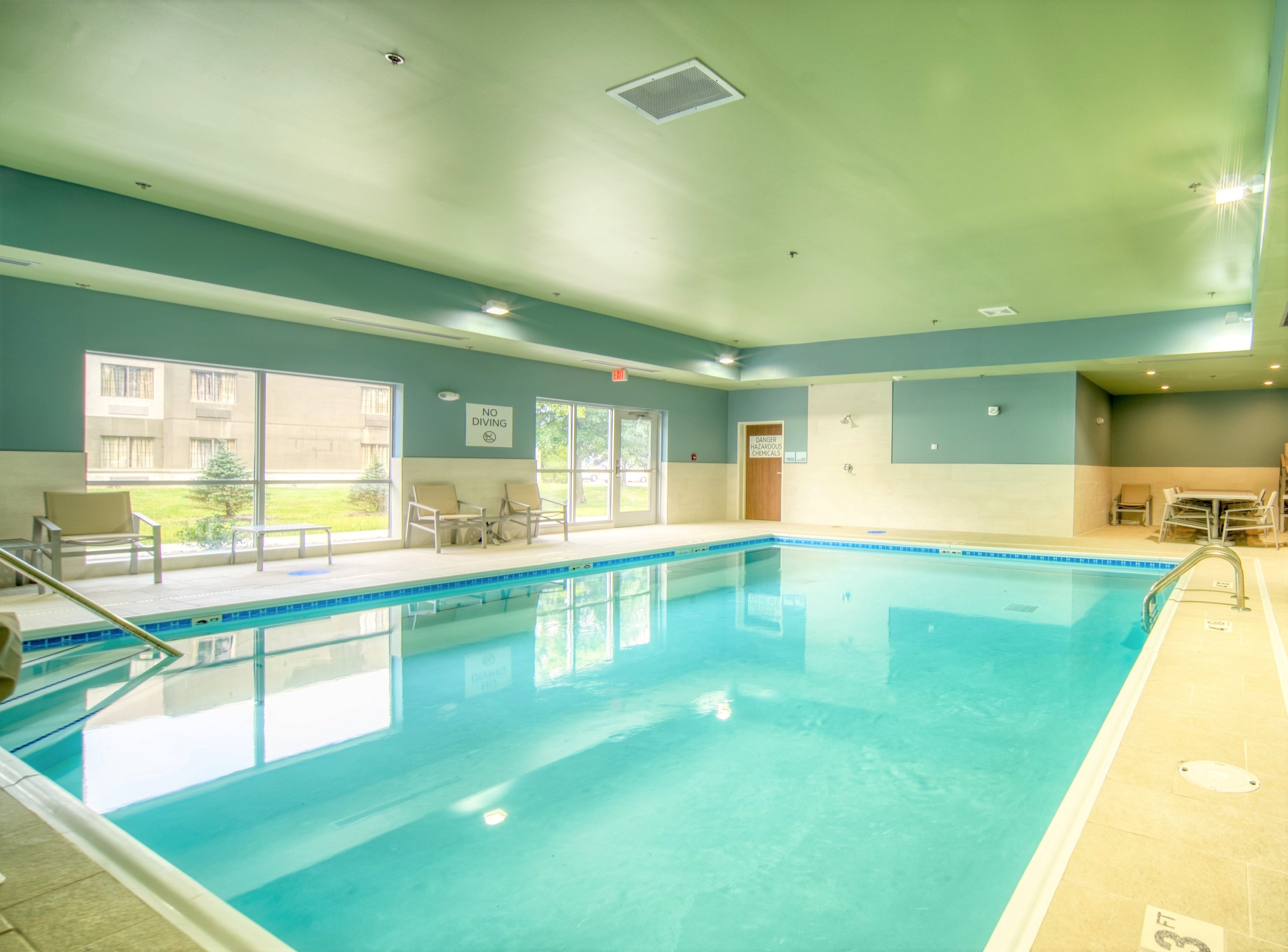 Holiday Inn Express & Suites Kokomo South 27/55