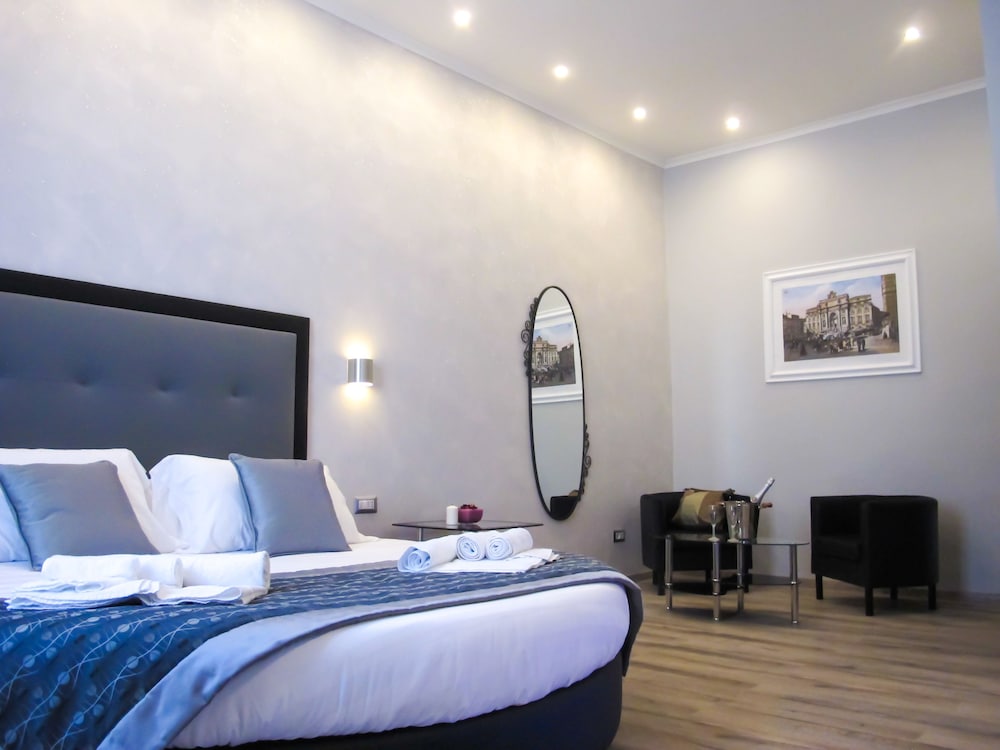 Roma Veneto Relais 6/96